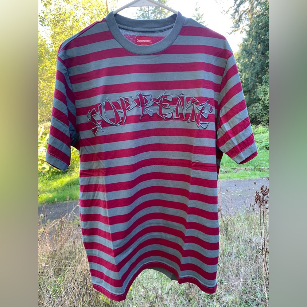 Supreme | Stripe Appliqué S/S Top - Picture 9 of 9